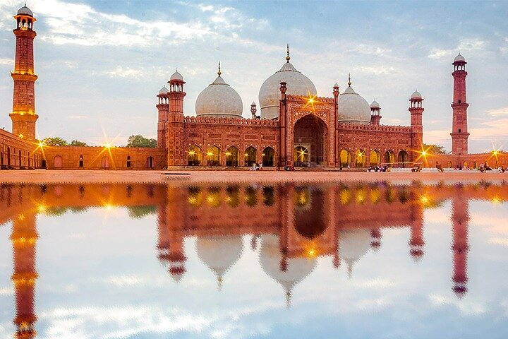 Private Lahore Full Day Sightseeing Tour with Local Guide - Photo 1 of 10