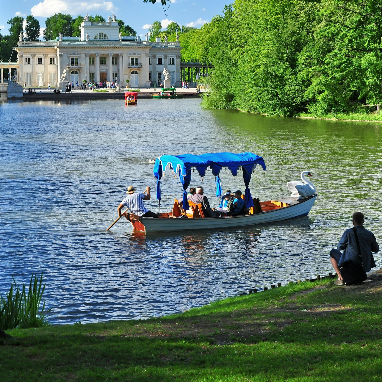 Lazienki Krolewskie + Palace Private Tour + Cruise - Photo 1 of 6