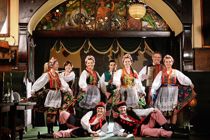 Polish Folk Show with 3 course dinner in Krakow legendary restaurant - Photo 1 of 6