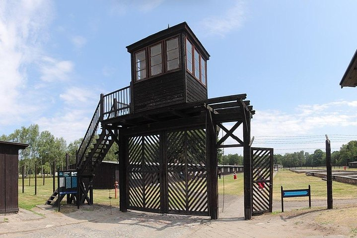 Private transportation to the Stutthof Concentration Camp 4 hour - Photo 1 of 17