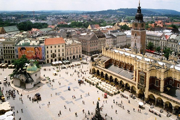 Warsaw to Auschwitz and Krakow Old Town Full-Day Trip by Car - Photo 1 of 11