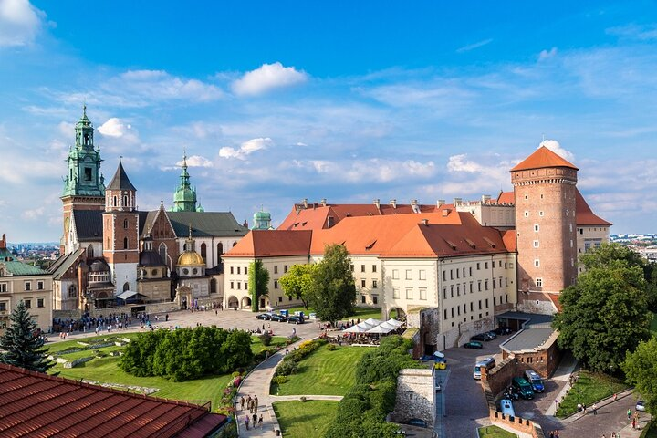 Wawel Castle and Cathedral Guided Walking Tour in Kraków - Photo 1 of 7