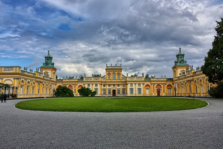 Wilanów Royal Palace + Polish Vodka Museum: SMALL GROUP /inc. Pick-up/ - Photo 1 of 15