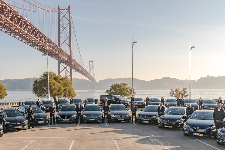 Airport Private Transfer to Lisbon