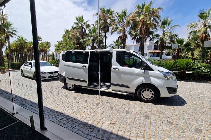 Colina Verde Golf (Minibus 8pax/roundtrip) - Photo 1 of 7