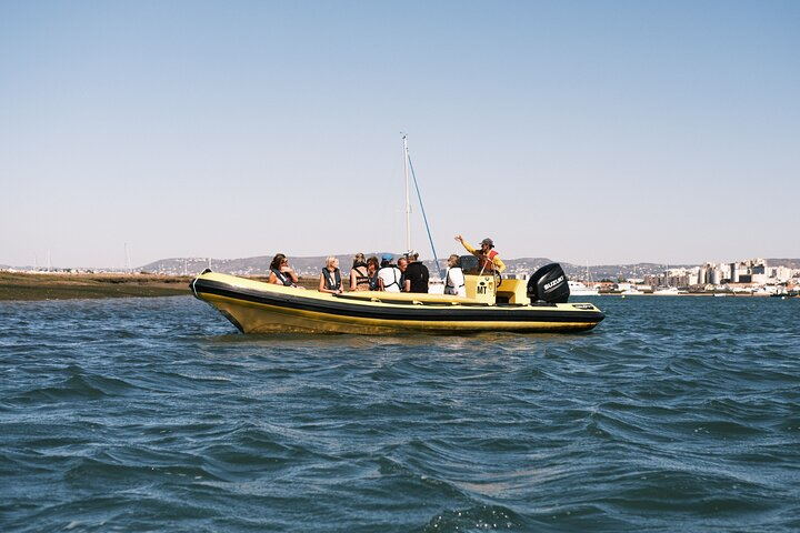 Our guide nearby Faro city doing the eco-tour in Ria Formosa channels