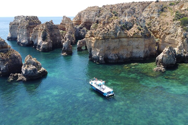 Catamaran in Ponta da Piedade