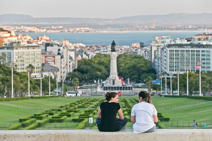 Liberdade - Lisbon Boulevard of dreams - Photo 1 of 8