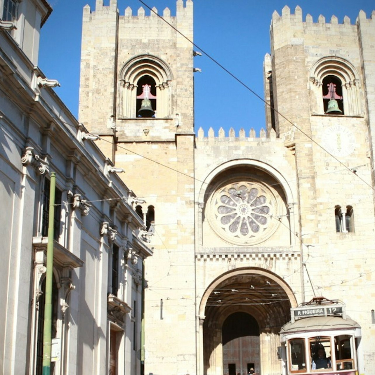 Lisbon Cathedral (Sé de Lisboa) - Photo 1 of 13