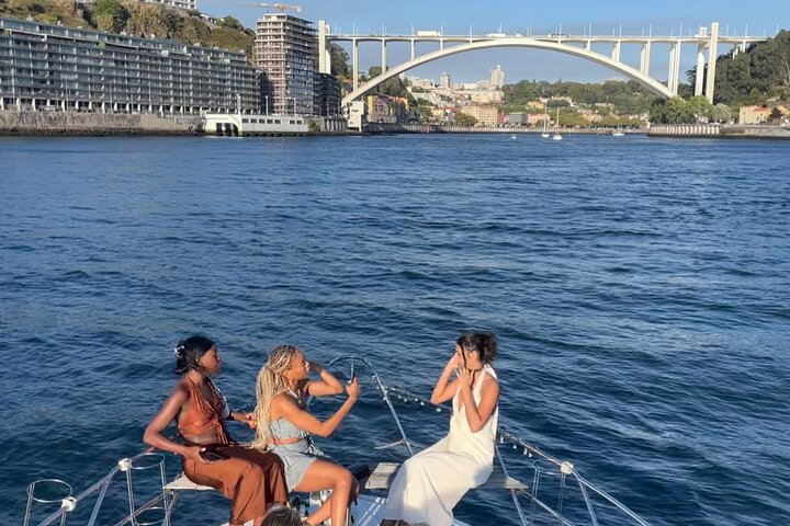 Porto: tour 6 Bridges on the Douro River with welcome drink - Photo 1 of 24