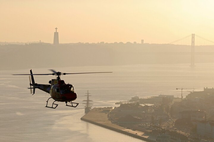 Private Helicopter Tour in Lisbon - Photo 1 of 4