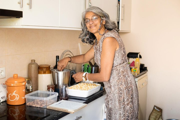 Private Portuguese Dining Experience with a Local in her Home near Lisbon - Photo 1 of 10