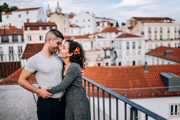 Private Professional Photoshoot at Alfama, Lisbon - Photo 1 of 4