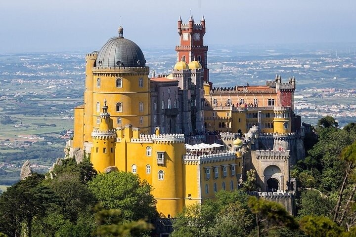 Private tour, Sintra with Pena Palace and Quinta da Regaleira FD - Photo 1 of 25