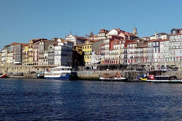 Private transfer from Lisbon to Porto with visit from Fatima and Coimbra - Photo 1 of 7