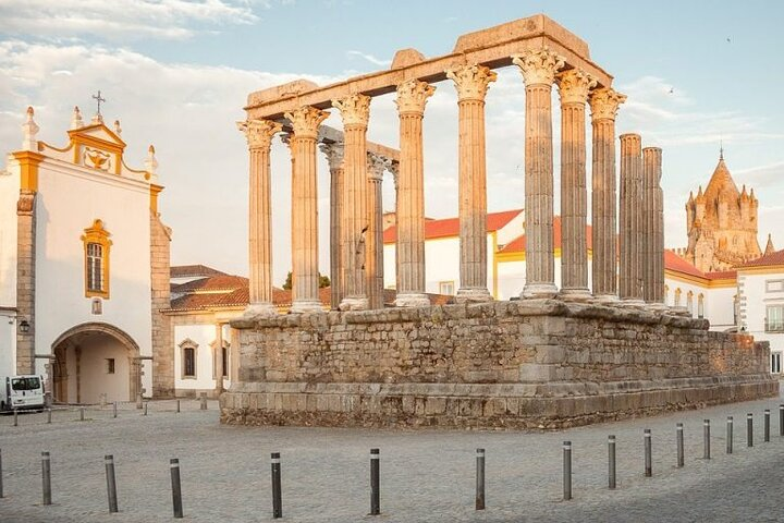 Private Transfer to Évora - Photo 1 of 7