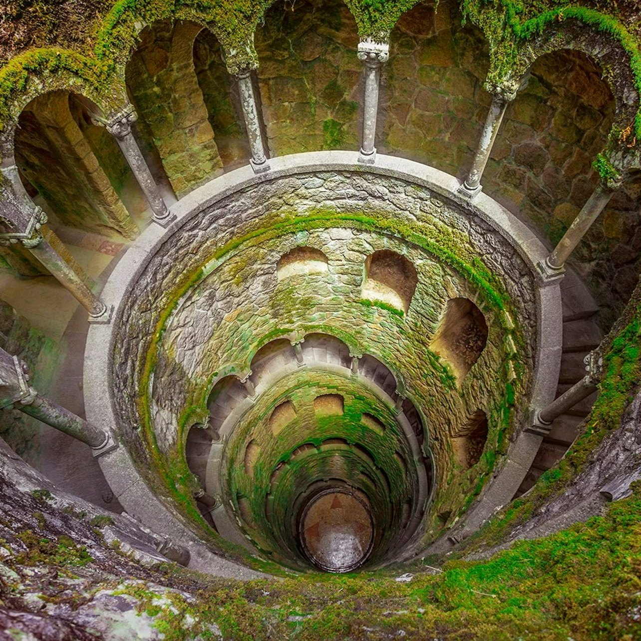 Quinta Da Regaleira: Skip the Line Ticket & Audio Guide - Photo 1 of 4