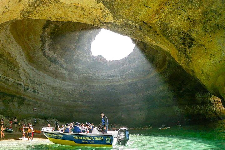 Traditional Tour - Benagil Cave - Photo 1 of 19