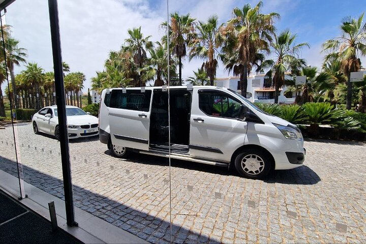 Vale do Lobo/Qta do Lago Golf Courses (Minibuses 8pax/roundtrip) - Photo 1 of 7