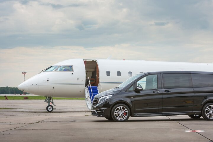 Airport Transfer - Bucharest Otopeni Henri Coandă Airport  - Photo 1 of 8