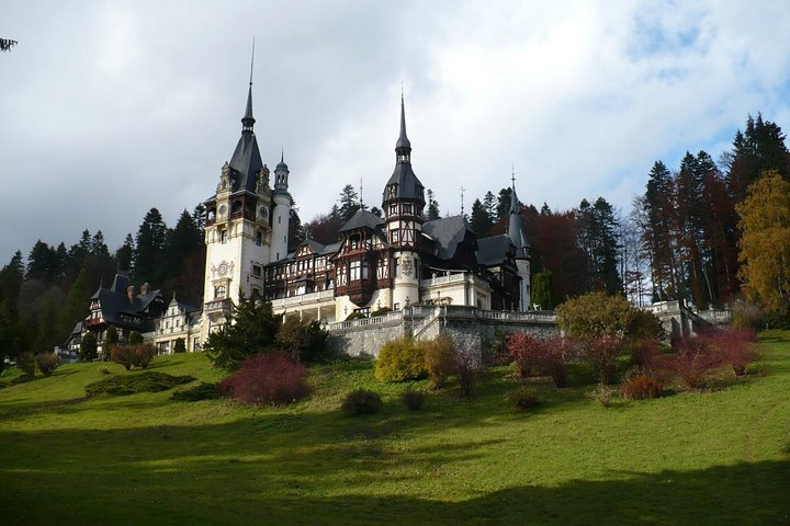 Peles Castle autum