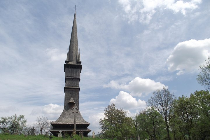 Surdesti church