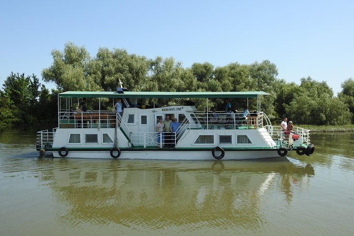 PRIVATE FULL DAY(9 hours) Classic boat - Photo 1 of 7