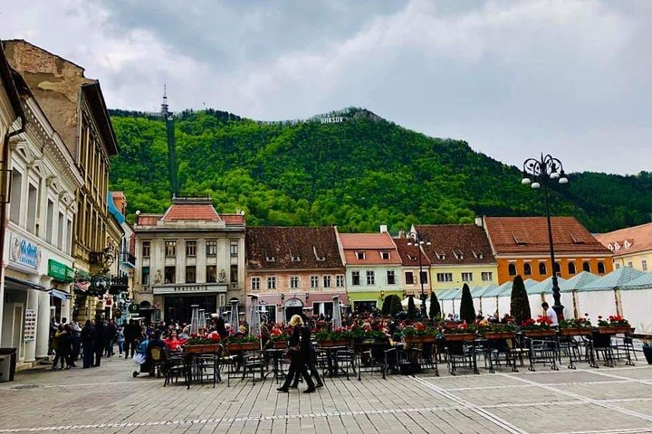 Sinaia and Brasov in one day - Photo 1 of 13