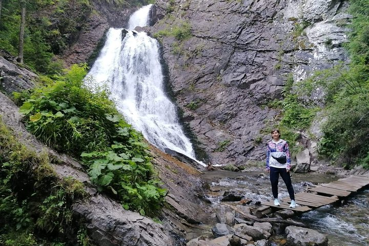 Vladeasa Peak and Bride's Waterfall Day Hike - Photo 1 of 17