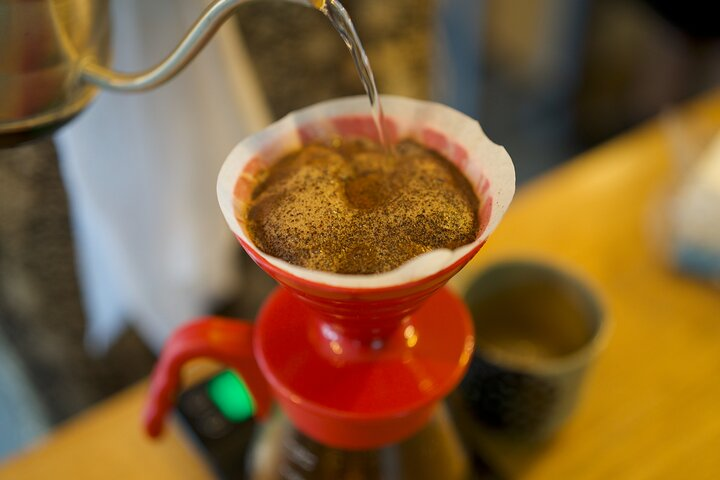 Coffee Brewing Class in Rwanda - Photo 1 of 3