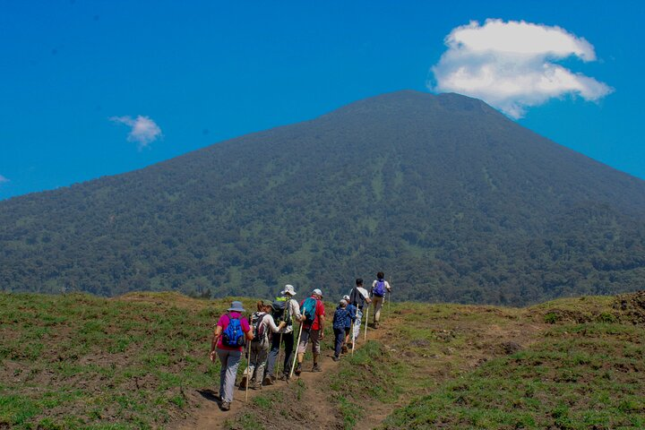 Scenic walk around volcanoes - Photo 1 of 9