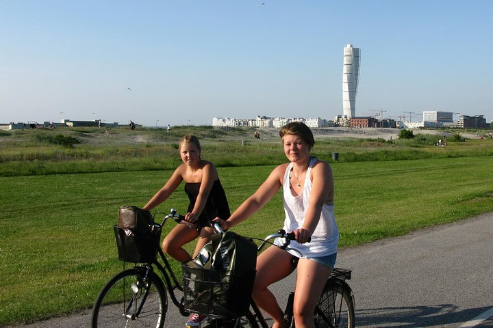 Malmö from the back of a saddle.