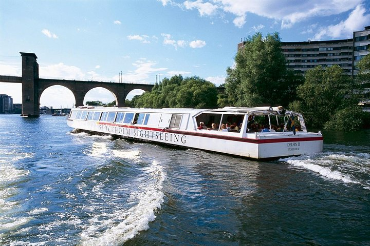 Stockholm Bridges Cruise