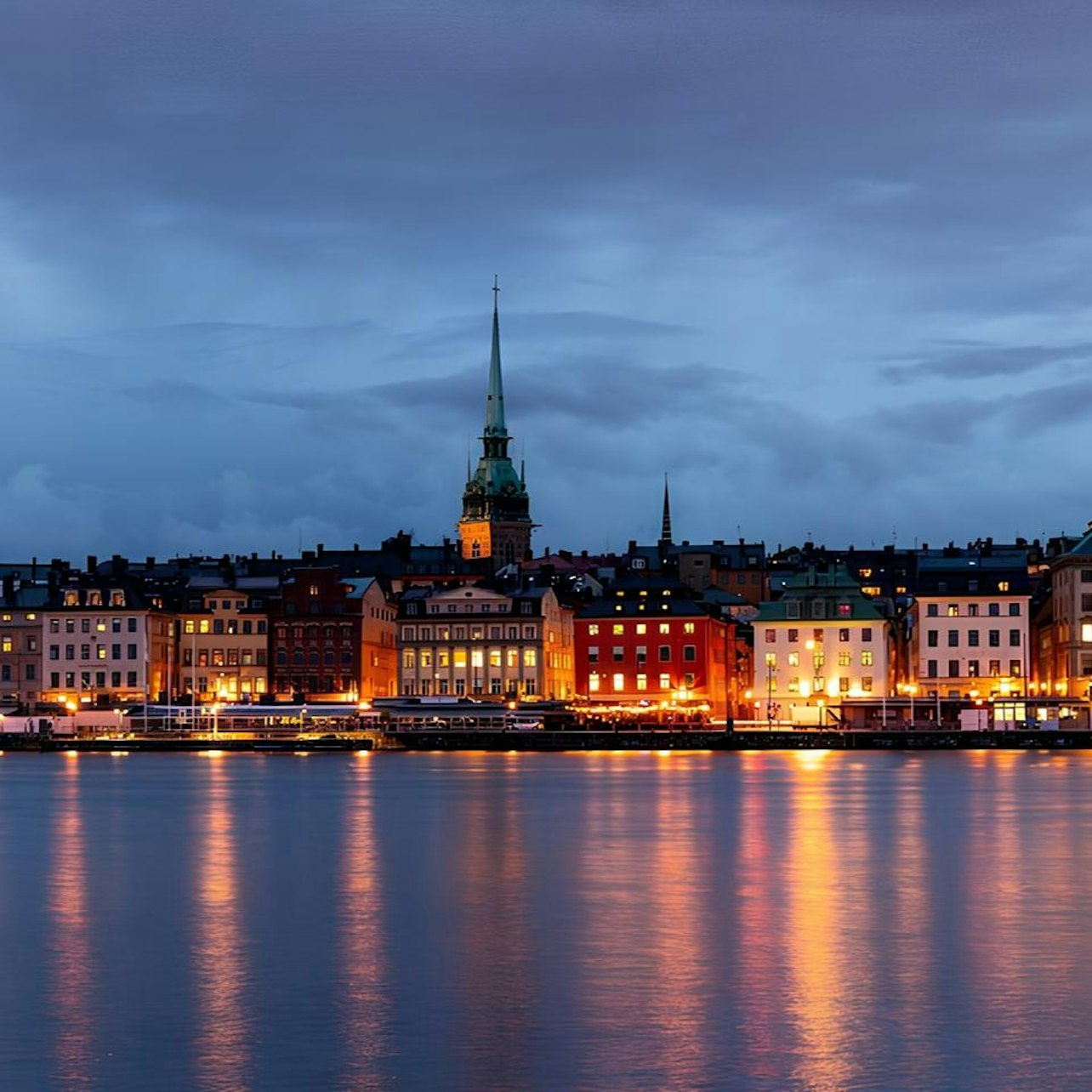 Stockholm: Must-See Attractions Guided Walking Tour - Photo 1 of 3