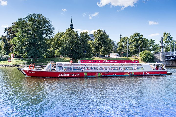 The Royal Bridges & Canal Cruise