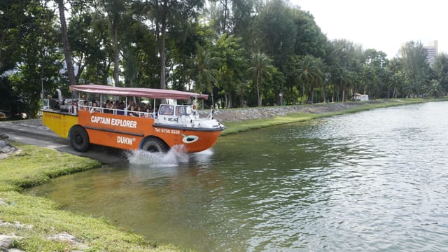 Vé tham quan Captain Explorer DUKW - Photo 1 of 6