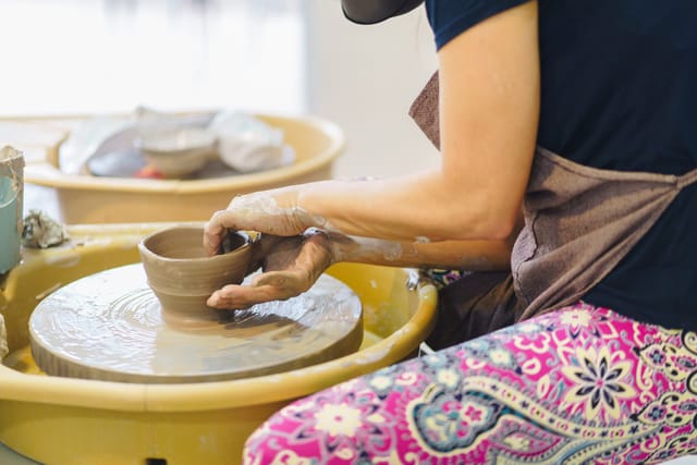 Electric Wheel Throwing Pottery Class | 3 Arts | Singapore | Pelago