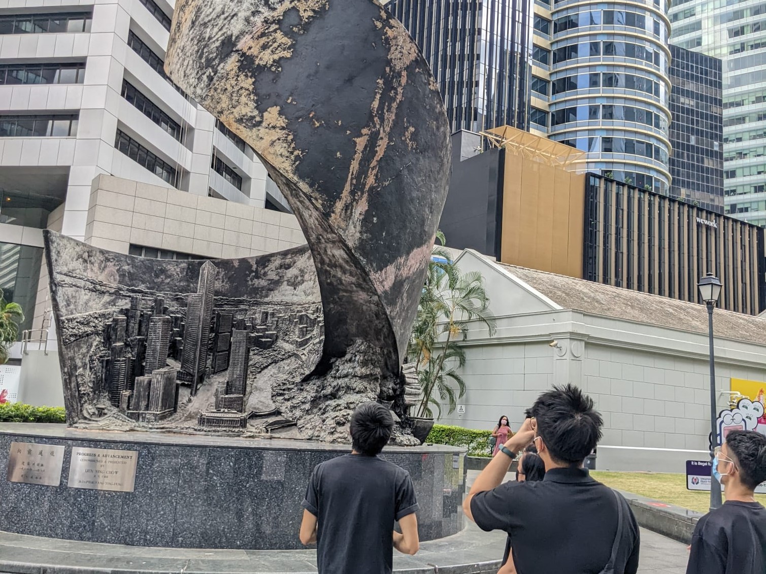 Paint the Past: Raffles Place Photography Tour, Art Jam - Photo 1 of 10