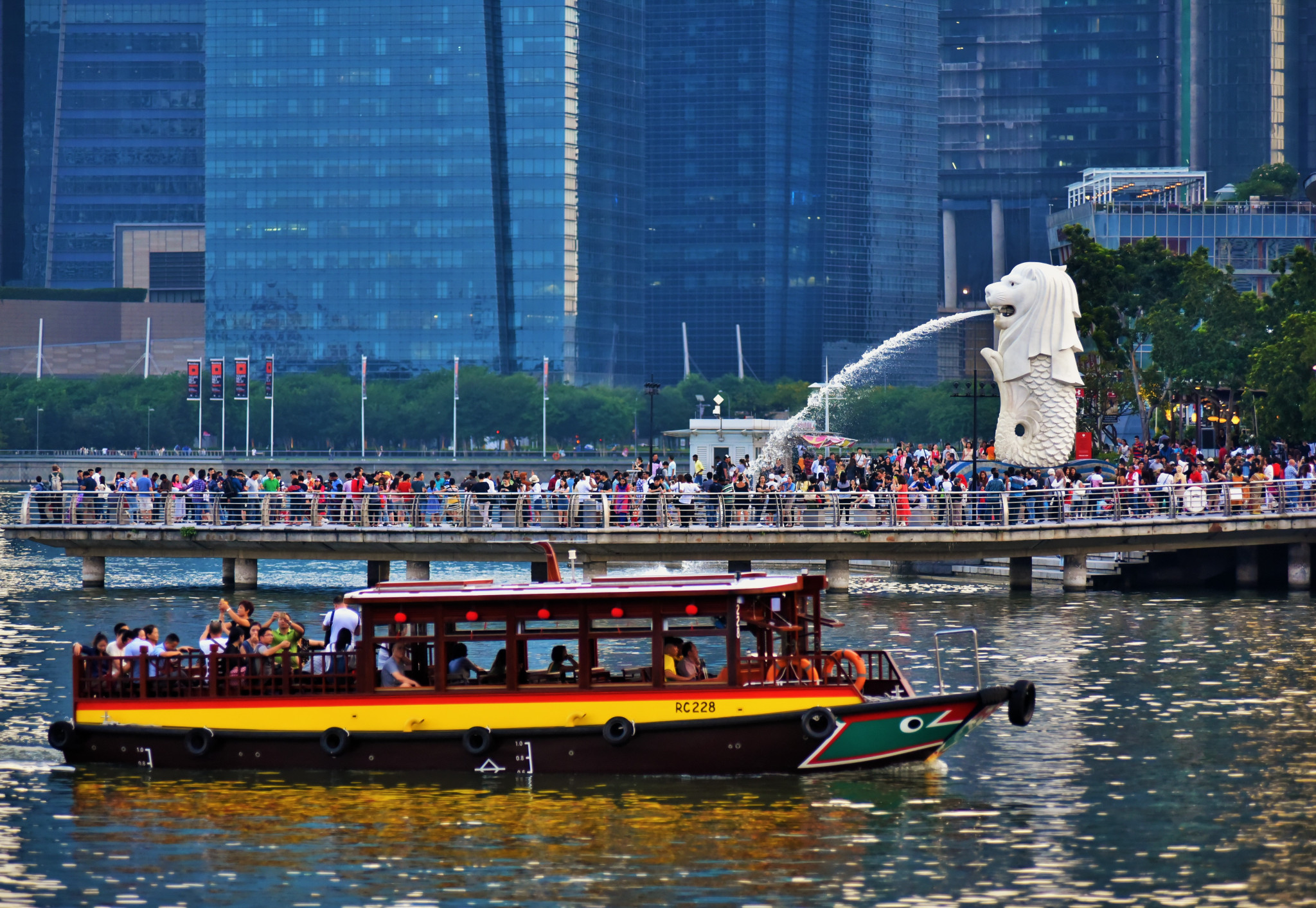 Singapore River Cruise Tickets - Photo 1 of 15