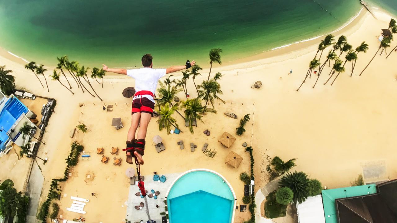 Skypark Sentosa by AJ Hackett: Bungy Jump & Giant Swing - Photo 1 of 16