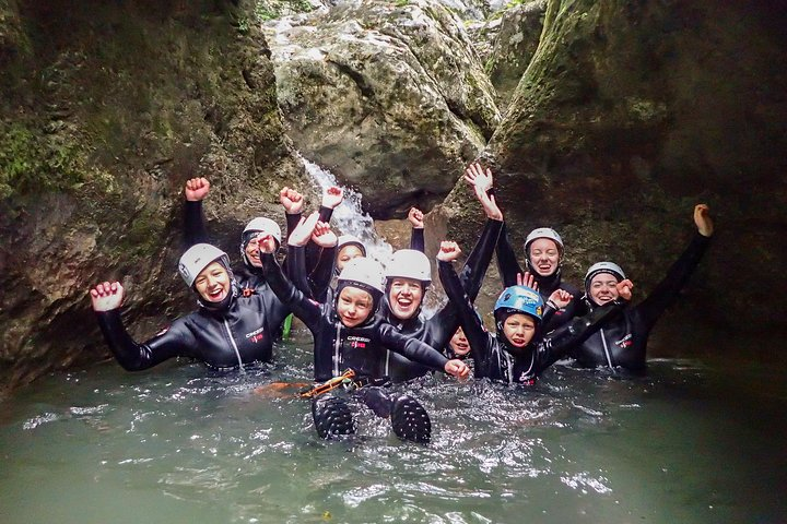 Family canyoning