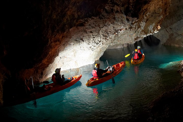 Black Hole Kayaking