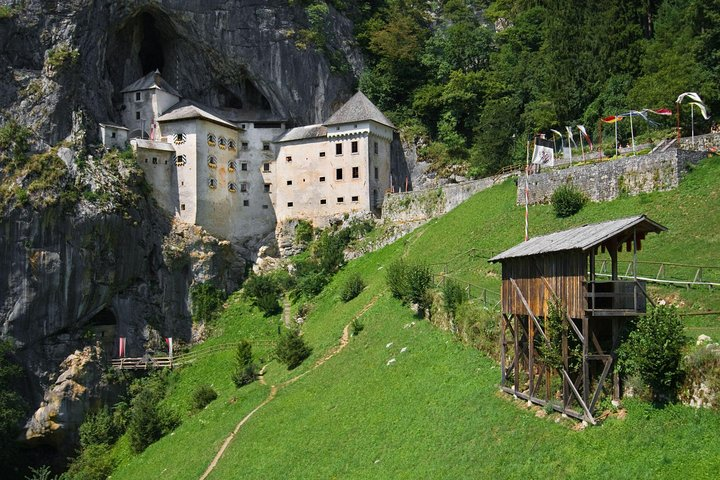 Predjama Castle and Postojna Cave Half-Day Tour from Ljubljana