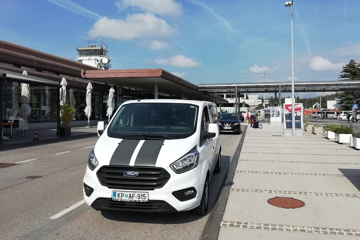 Transfer from Koper to Ljubljana Airport - Photo 1 of 3