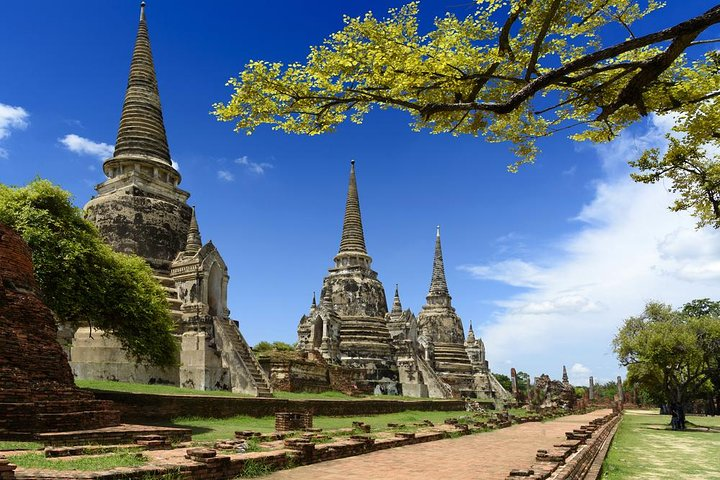 Ayutthaya Temples and Ayothaya Floating Market From Bangkok - Photo 1 of 6