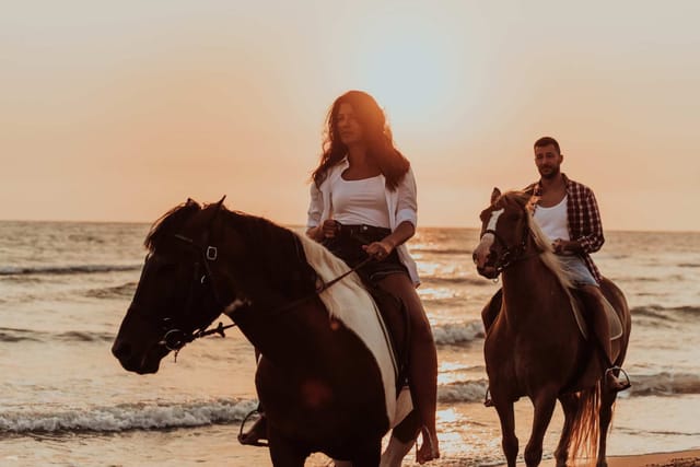 Beach Horse Riding at Kamala Beach - Photo 1 of 8