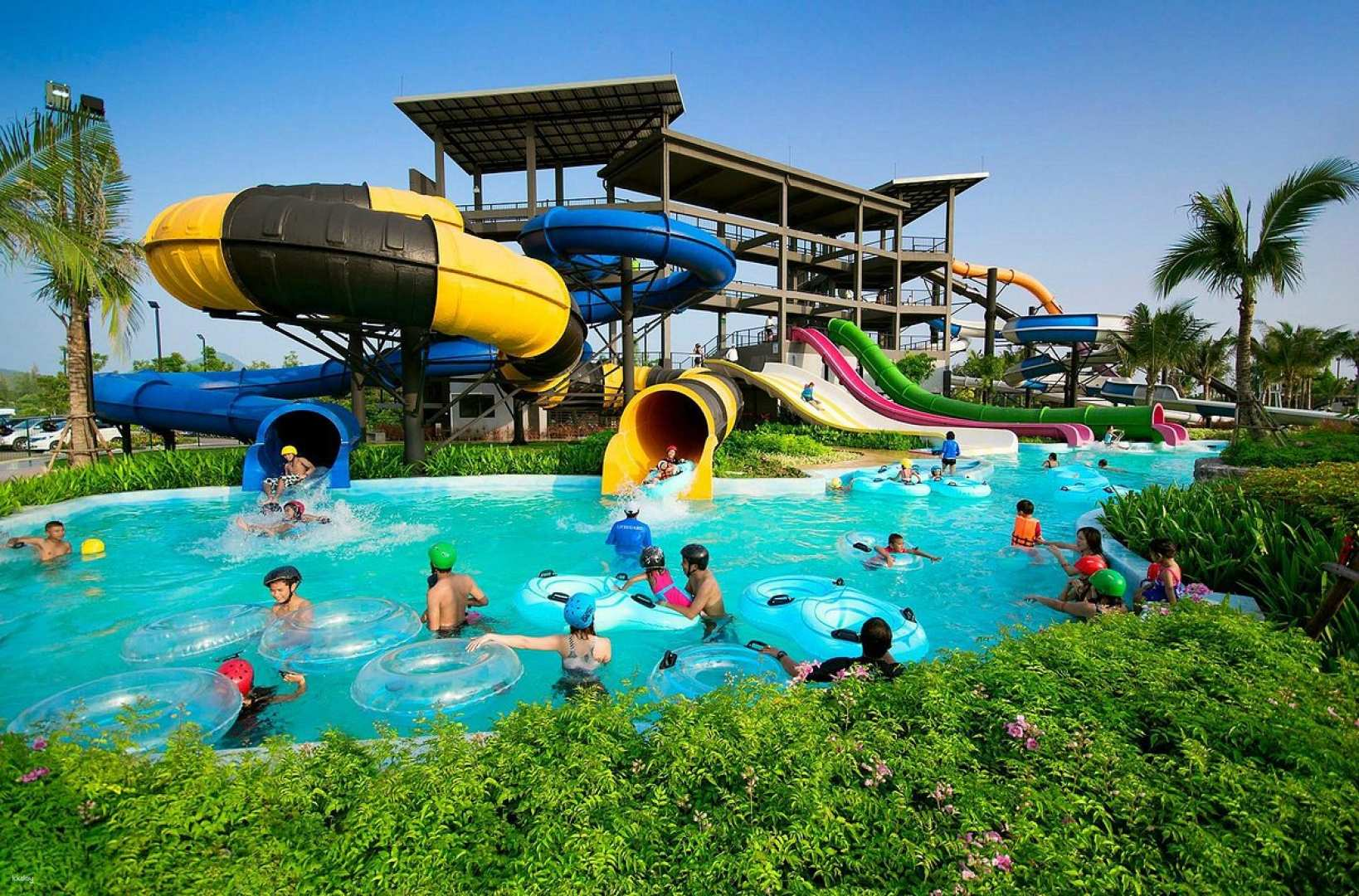 Black Mountain Water Park Hua Hin｜Thailand - Photo 1 of 10