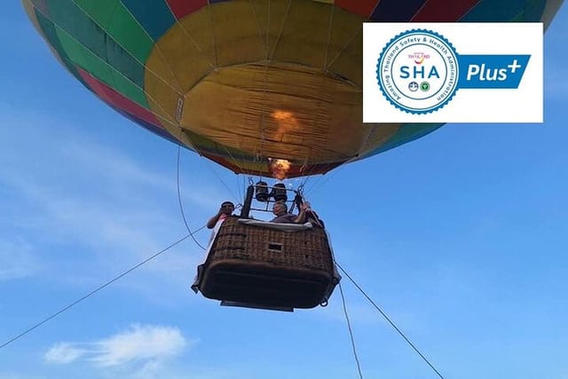 Chiang Rai: Guided Hot Air Balloon Sightseeing Tour  - Photo 1 of 17