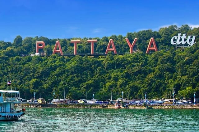 Discover Pattaya like Local by Songthaew - Photo 1 of 15