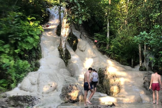 Doi Suthep Temple, Pha Lat Temple, Sticky Waterfall, Orchid farm - Photo 1 of 17